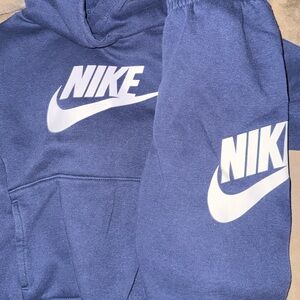 Nike Kids Navy sweatsuit Joggers and hoodie
